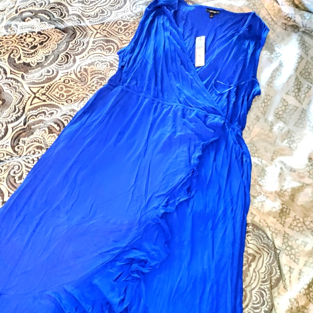 APT 9 High-Low Dress, Absolutely Beautiful